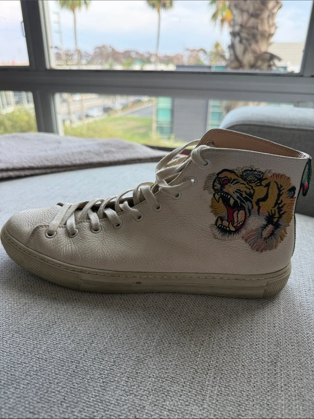 Gucci High-Top Leather Sneakers in Off-White with Tiger Embroidery